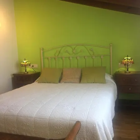 La Casona De Rales Villaviciosa בית כפרי *